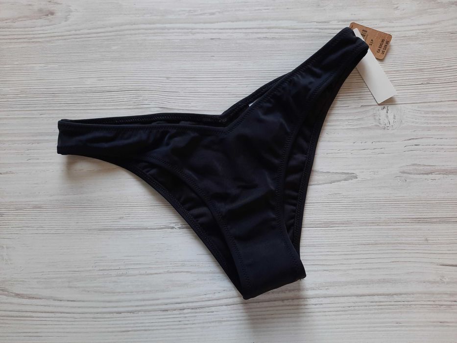 Черный купальник Victoria's secret пуш-ап сдельный бандо стринги S M L