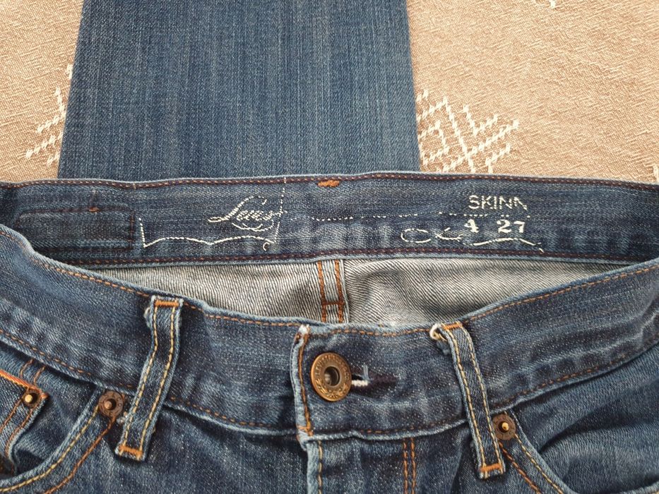 Calças Levi's 4/27
