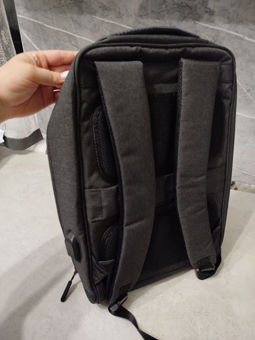 Портфель для ноутбуку