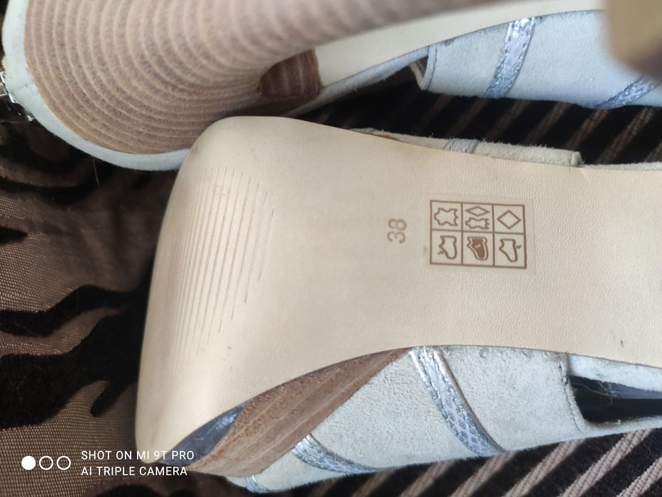 Guess Buty szpilki botki