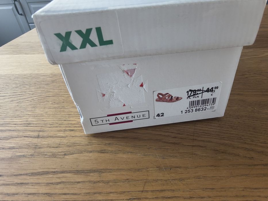 Sandały brązowe skórzane  r.42