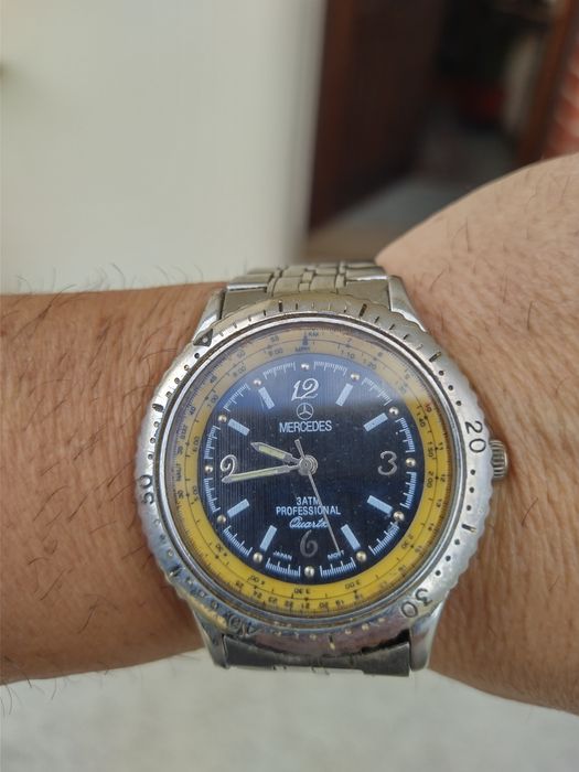 Relógio Mercedes 3ATM, Profissional Quartz 
Professional Quartz
Japan