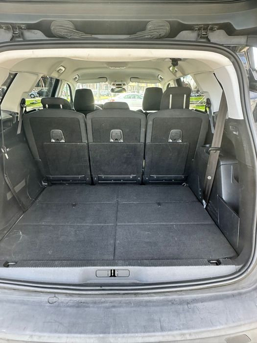 Peugeot 5008 diesel 7 lugares