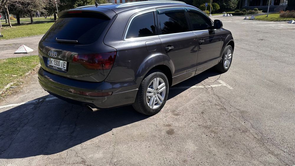 Авто Ауді Q7 2007рік