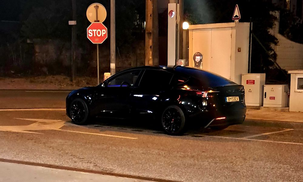 Tesla Model 3 Highland Standard (Tração Traseira)