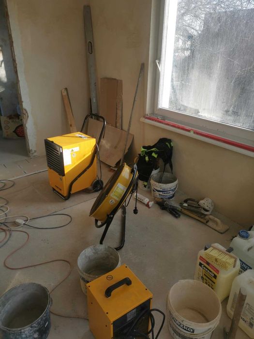 Wynajem Osuszacz Powietrza -osuszanie budynków,mieszkań,Ozonowanie