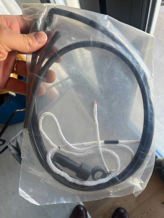 Kitesurf: Slingshot The Sentry Depower Line & Flagging Line w/ Tube