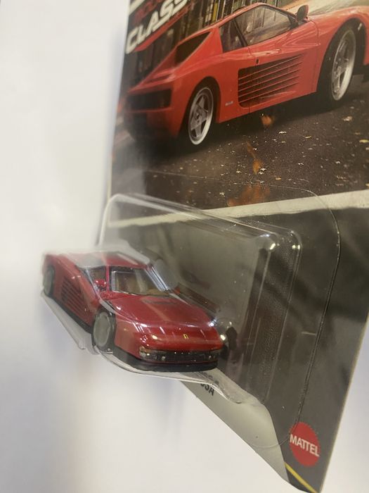 Hot wheels premium Ferrari Testarossa
