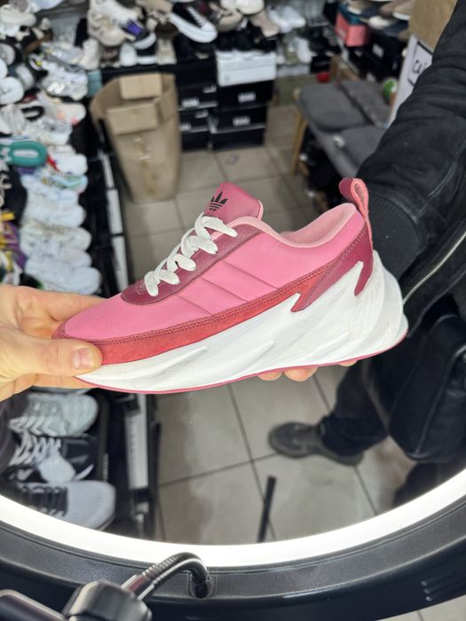 Продам Нові кросівки 600–700 грн  Розміри 36–40  Розпродаж,Якість Люкс