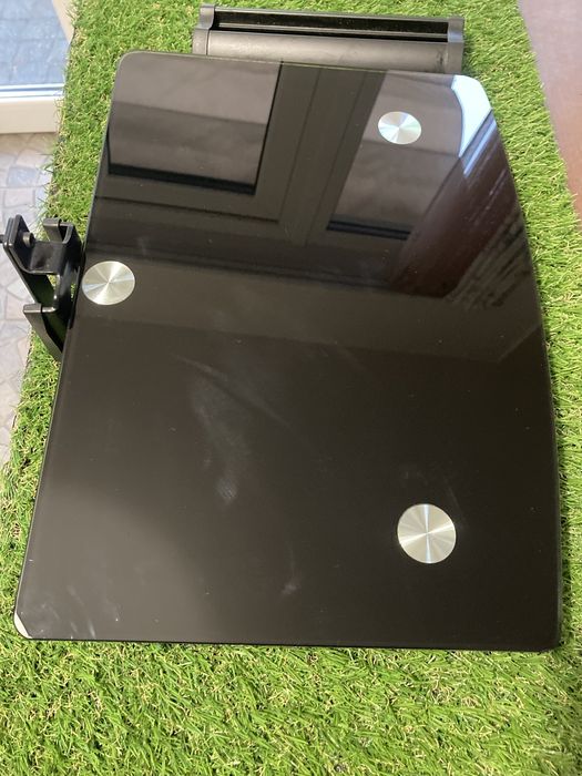 Полка под телевизор