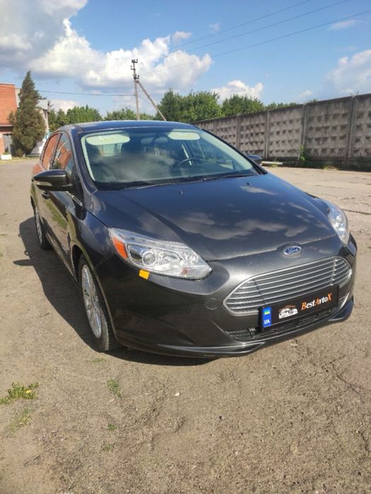 FORD FOCUS 2017 VIN 1FADP3R46HL325093 фото оголошення 2 з 8
