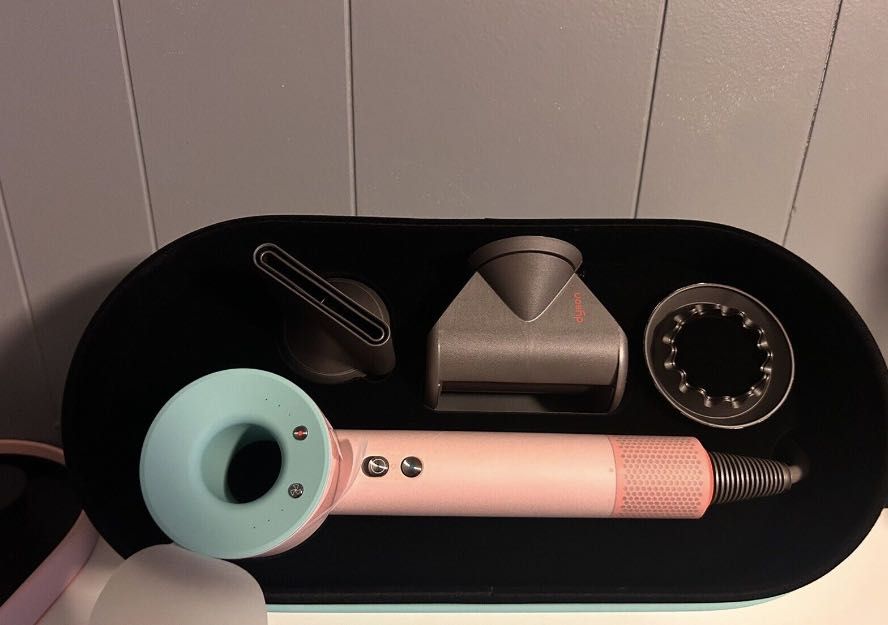 NOWA / Dowód zakupu / Suszarka do włosów Dyson Supersonic