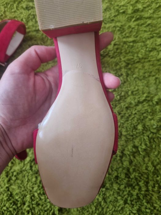 Продам босоніжки MODUS VIVEND (37 розмір)