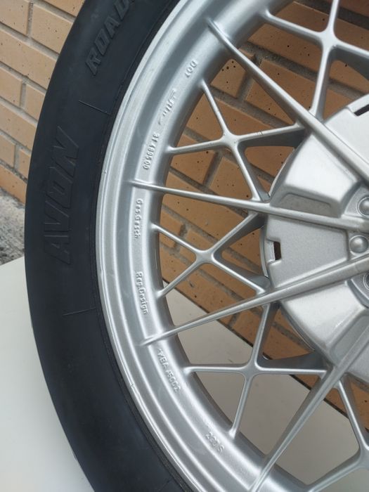 Roda trás mota  Bmw