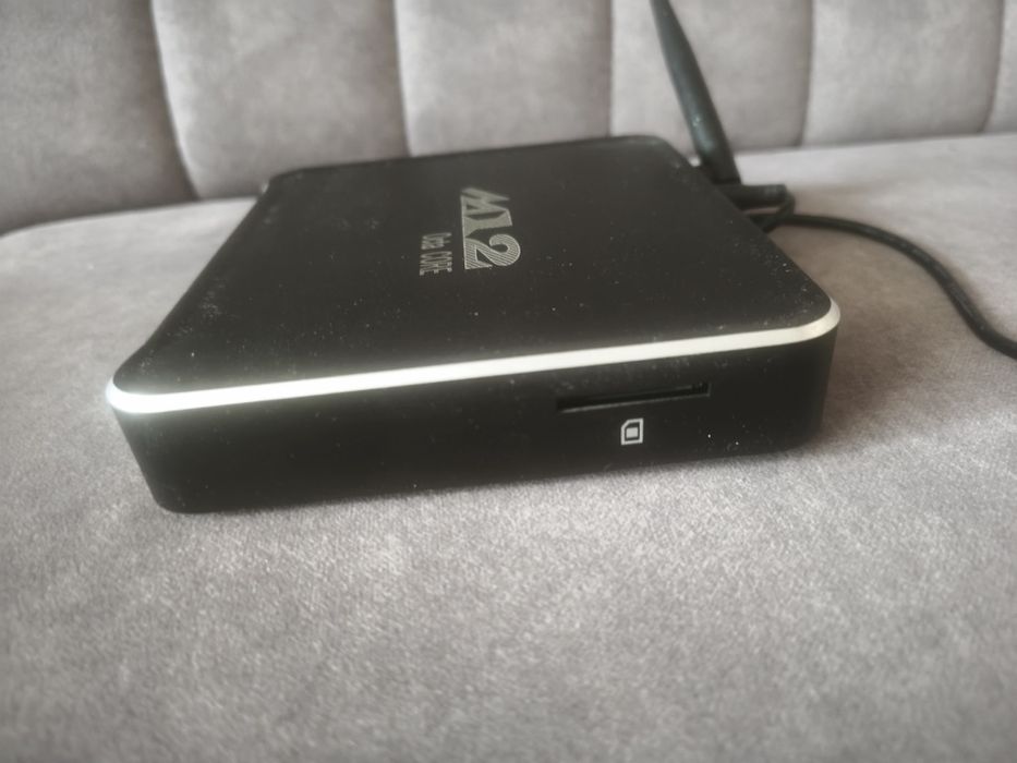 Android TV Box M12