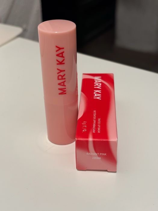 NOWOŚĆ! Koloryzujący Balsam do Ust Radiant Pink Mary Kay