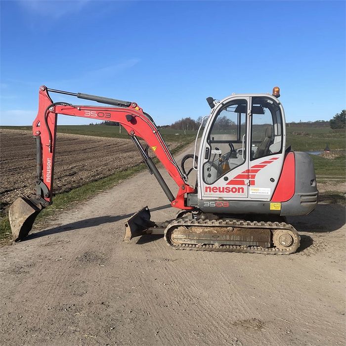 Послуги ескаватора, мініескаватора