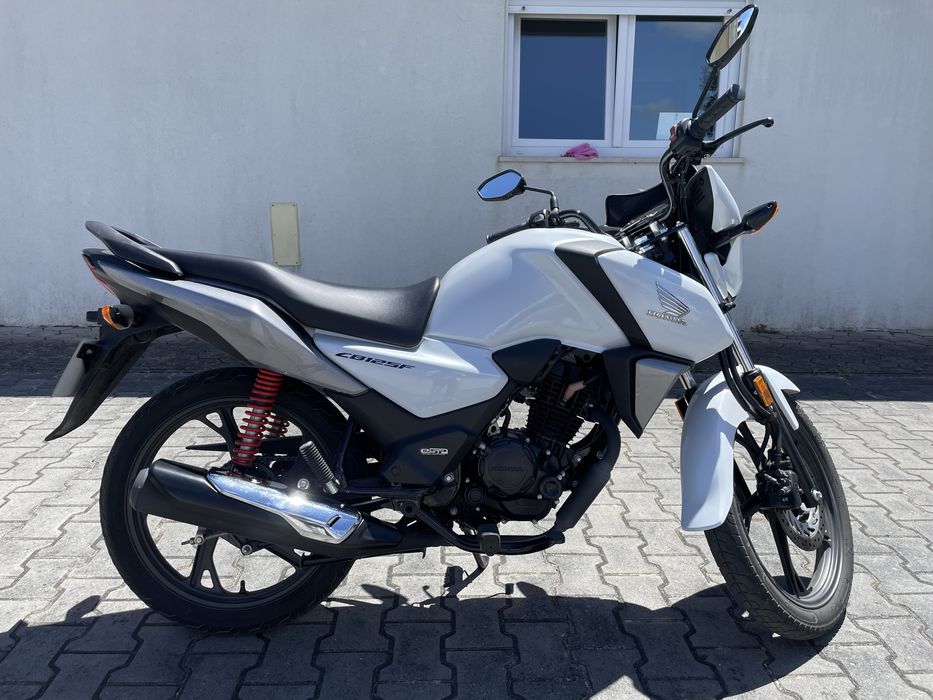 Honda CB125F 2023