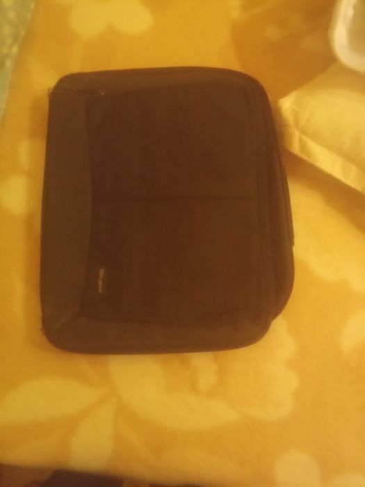 mala para o computador portátil