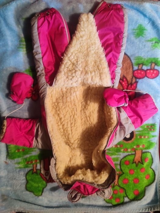 Комбинезон для девочки.