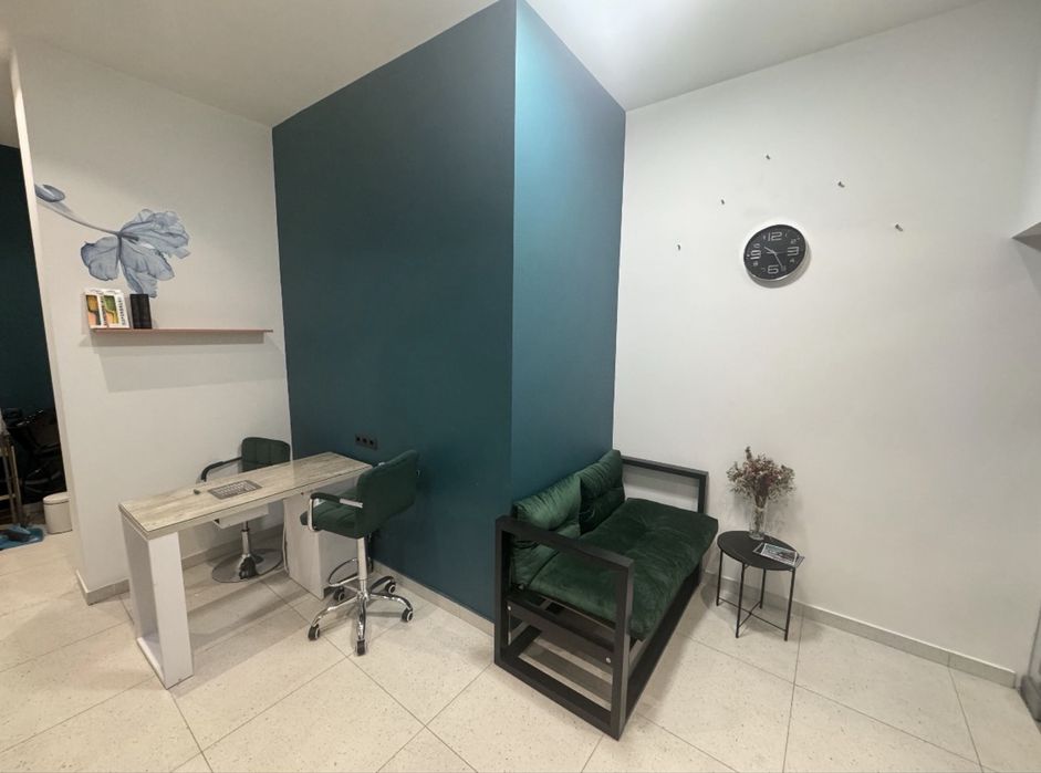 Новий салон краси 20 кв м, по вул. Кульпарківська 64а, Парус Парк