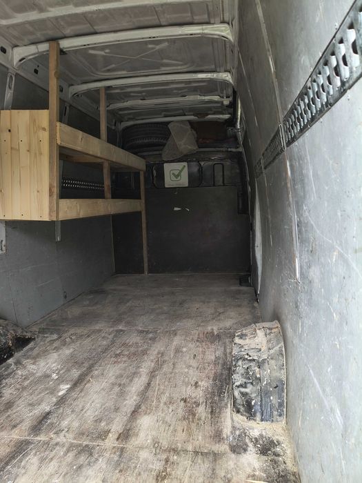 Bus Iveco daily 2,3.  Z klimą