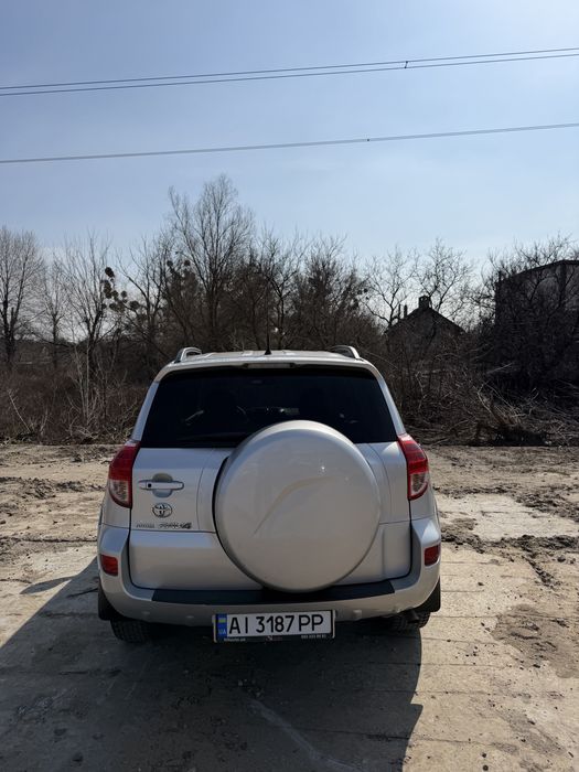 Рав 4 2006р 2,2 дизель