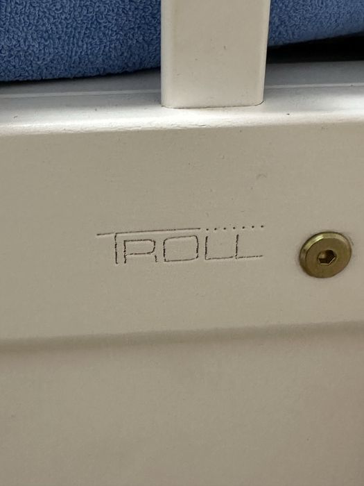 Łóżeczko troll de lux z kołyska i szufladą
