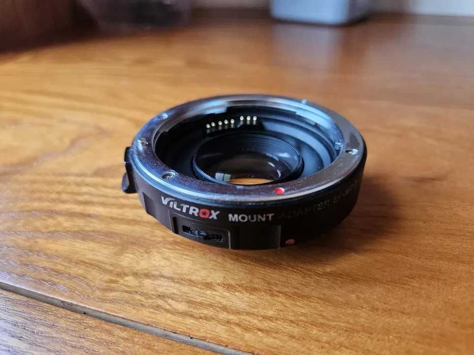 GH5 Lumix G 25 mm f/1.7 ASPH SanDisk Extreme Pro 128 GB V30 Viltrox EF