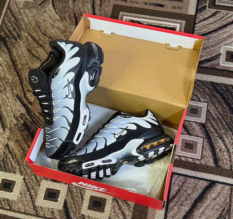 Распродажа Nike Air Max TN Plus