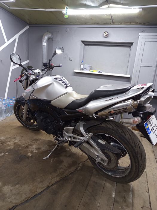 Продам Suzuki gsr 600