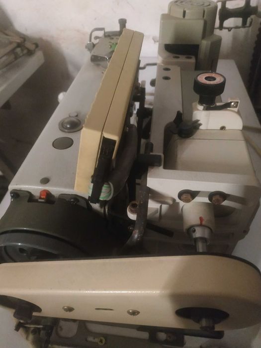 Maszyna szwalnicza Mitsubishi stębnówka automat puller puler