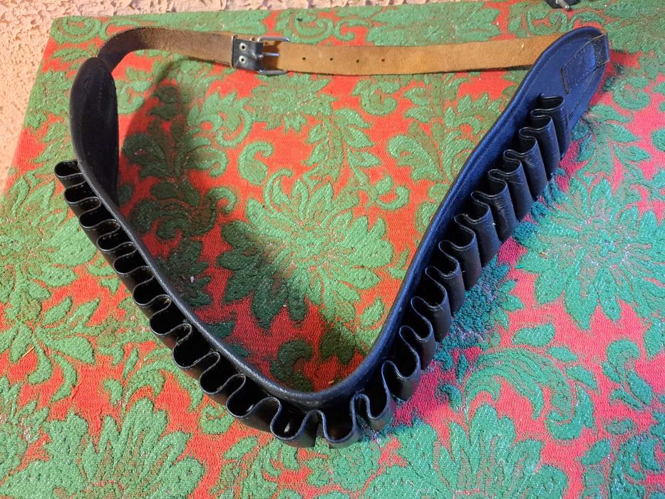 Потронташ на пояс кожаный