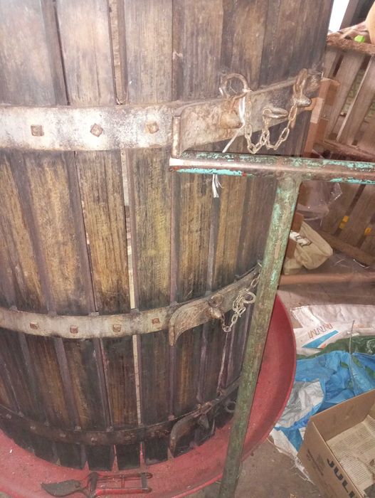 Prensa antiga de uvas