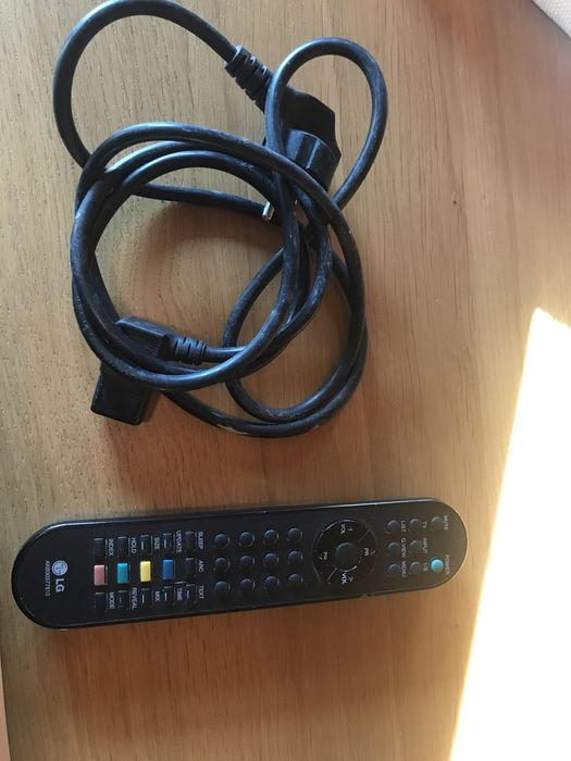 TV LCD como novo 75€