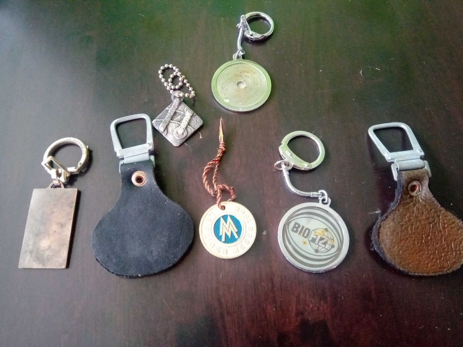 Brelok PRL 7szt. Labimex, Ampag, Corvin, 30-lecie Republiki Niemiec