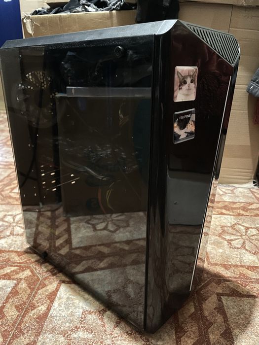 Комп подходит для игры и просто роботы, без ssd и жосткого