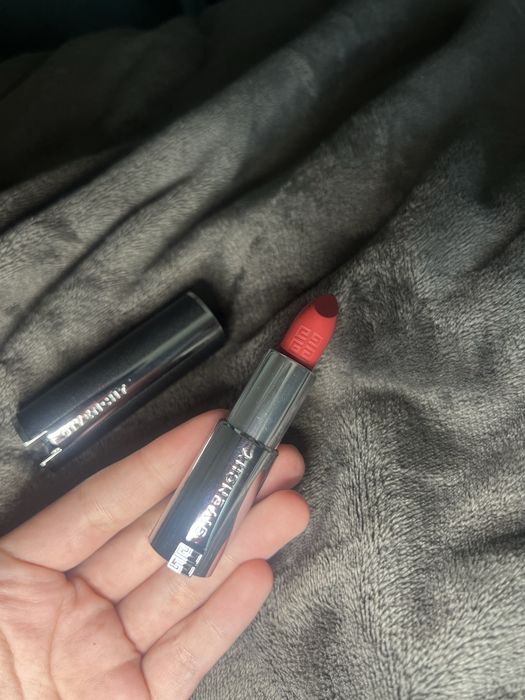 Givenchy Le Rouge Interdit 227
