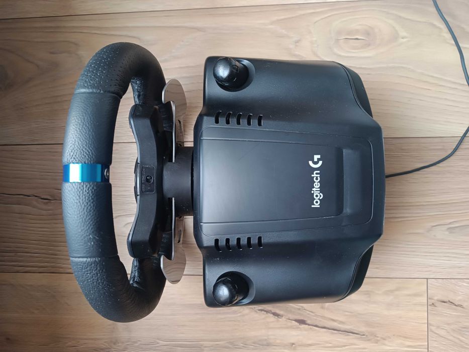 Kierownica •	Logitech G29