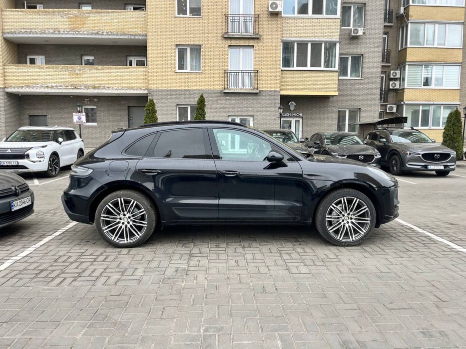 Комплект рестайлінга Porsche Macan  з 2014 на 2021 рік (бампер передній і задній, фари, ліхтарі, кришка багажника)