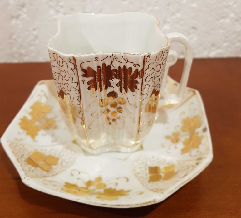 Chavena e pires antiguidade