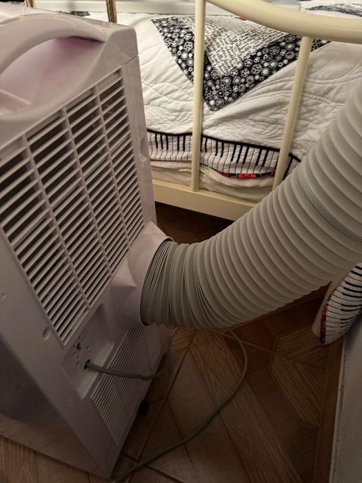 Mobile air conditioner