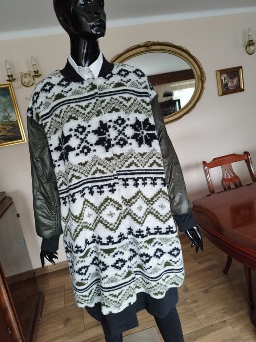 %_FLORA_ITALY_wełniany płaszcz/kurtka_wełna_azteckie wzory-khaki-42/48