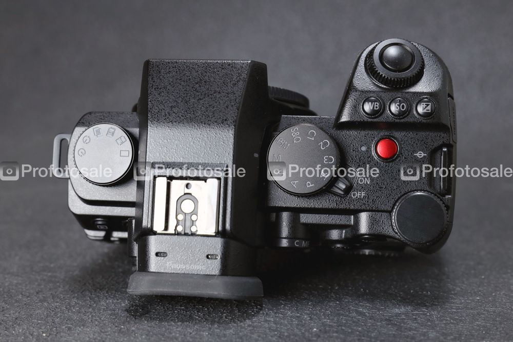 Фотоапарат Panasonic Lumix DC-S5 IIX