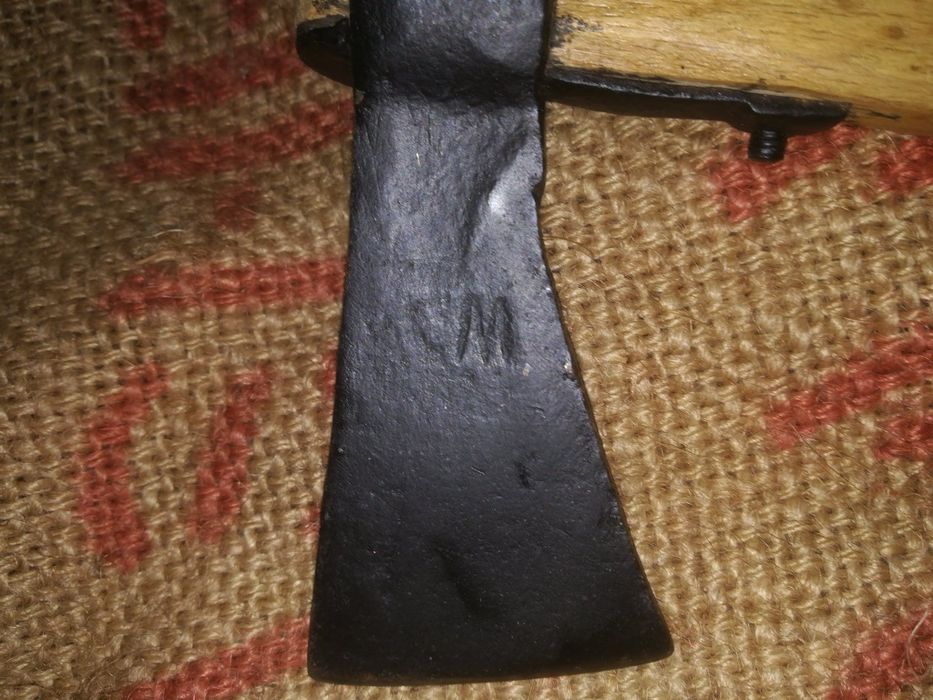 Toporek saperski "włoski" II RP, 1 i 2 wojna 1920 r saperka siekierka