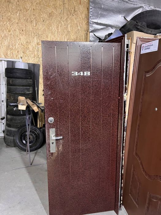 Входные даери б/у