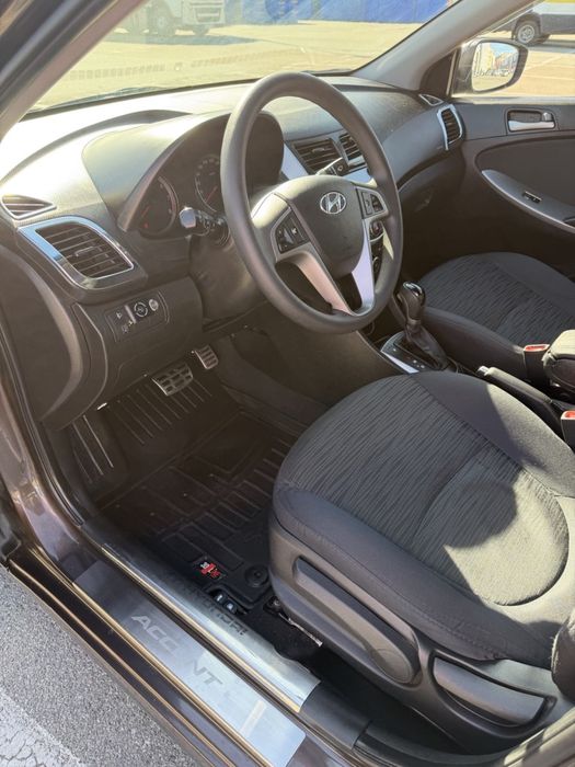 Hyunda Accent 1.6 Автомат газ/бенз