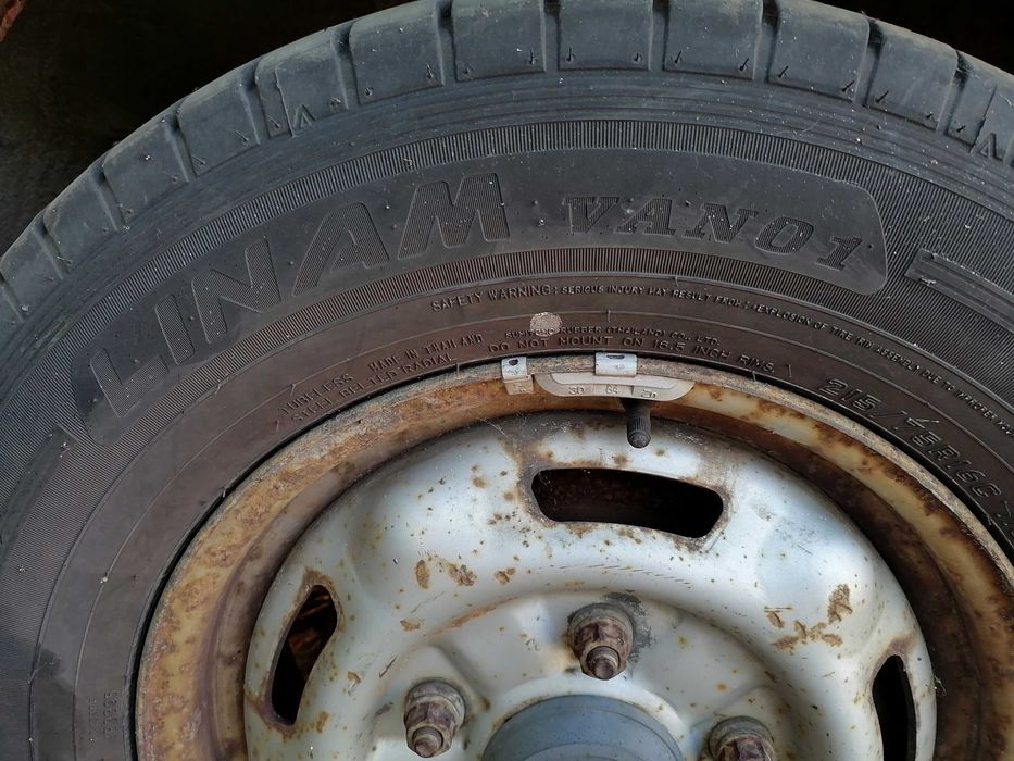 koła opony 215/75r16C falken linam vano1 ford transit mk7