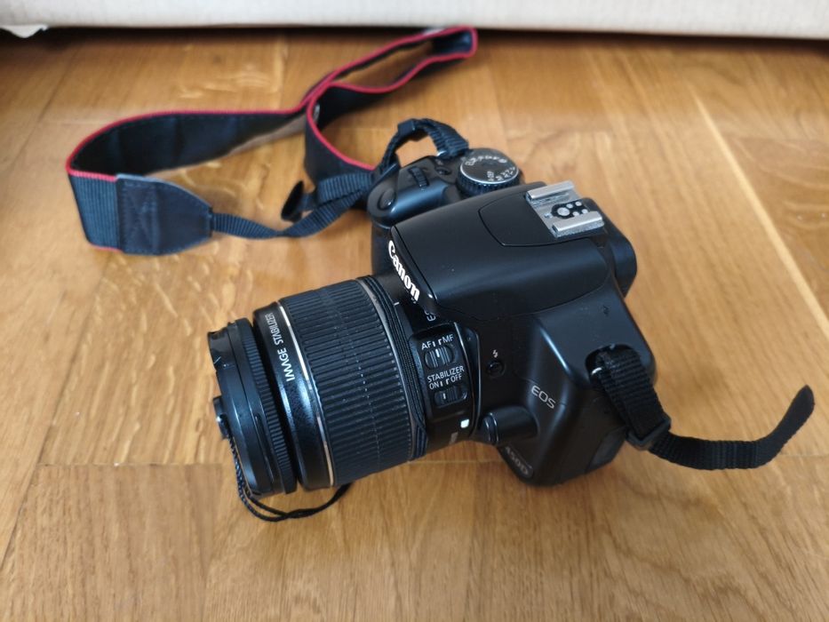 Câmara DSLR Canon EOS 450D