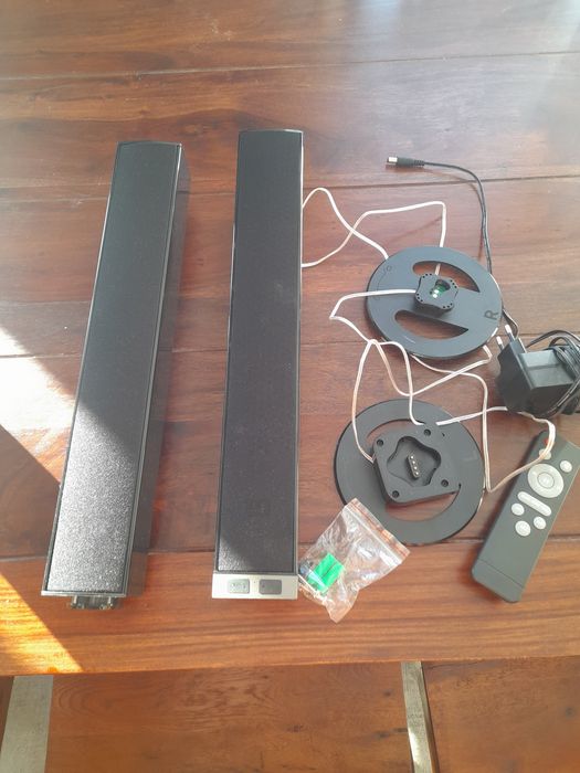 Soundbar Winnes, pilot, kolumny rozłączane